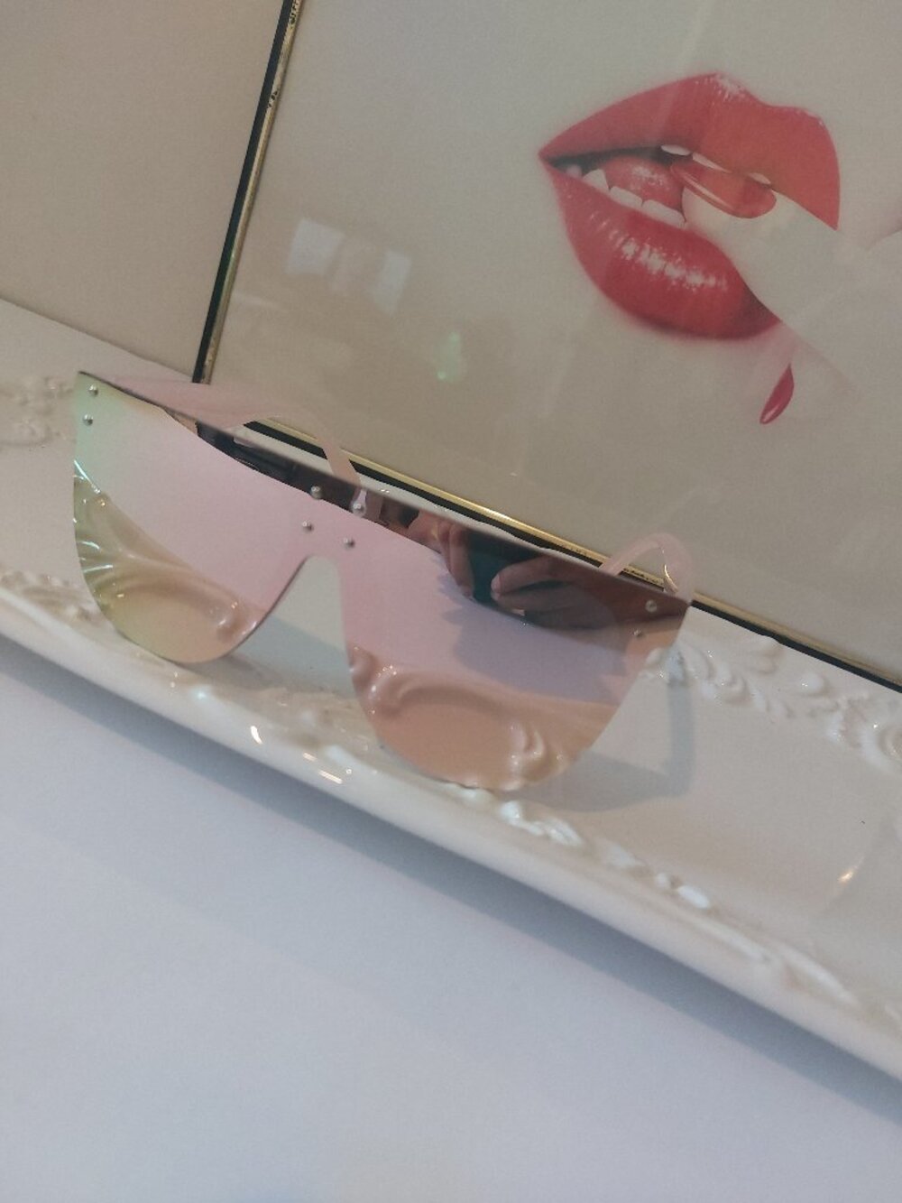 Unbranded Oversized pink mirror sunglasses